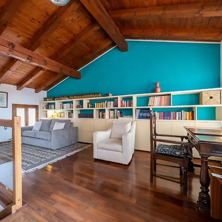 Attico Del Gusto - Terrace & Private Parking * Údine