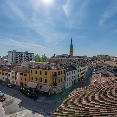 Attico Del Gusto - Terrace & Private Parking Apartment