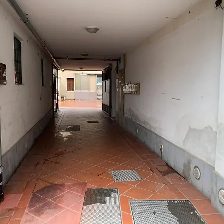 Attico Del Gusto - Terrace & Private Parking Apartment Udine